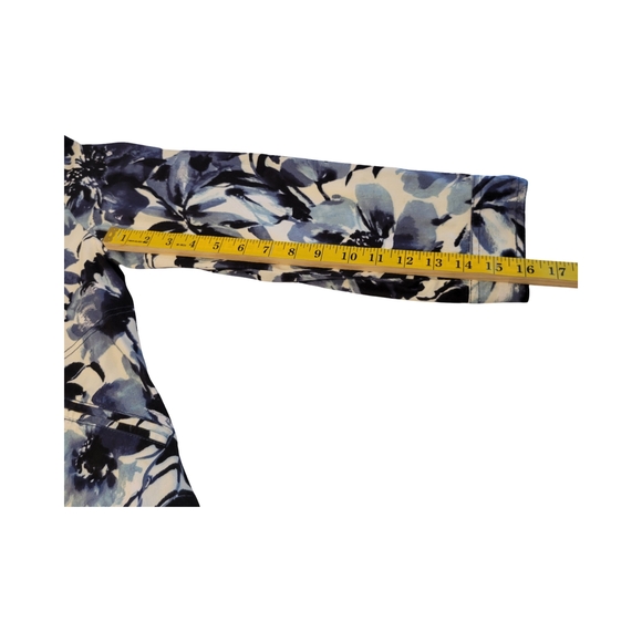 Floral Blue and White Women's Denim Top - Picture 5 of 11